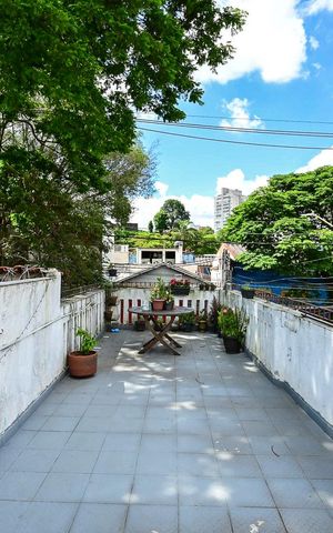 Casa à venda com 250m², 3 quartos e 2 vagasTerraço 