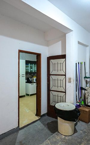 Casa à venda com 250m², 3 quartos e 2 vagasÁrea de Serviço 