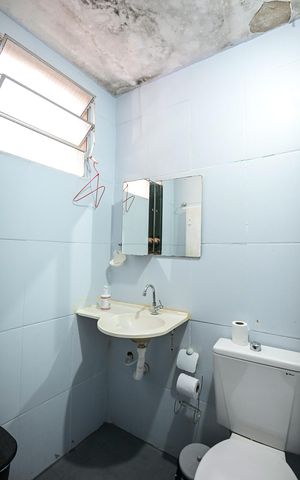 Casa à venda com 250m², 3 quartos e 2 vagasBanheiro Suíte 1
