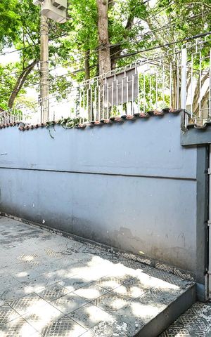 Casa à venda com 250m², 3 quartos e 2 vagasEntrada