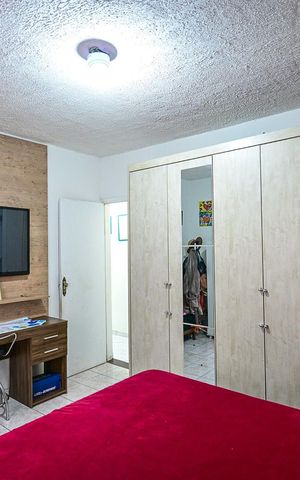 Casa à venda com 250m², 3 quartos e 2 vagasQuarto