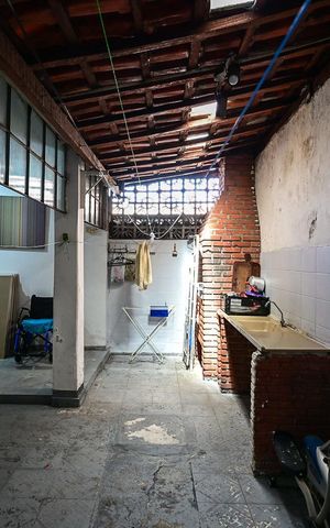 Casa à venda com 250m², 3 quartos e 2 vagasChurrasqueira