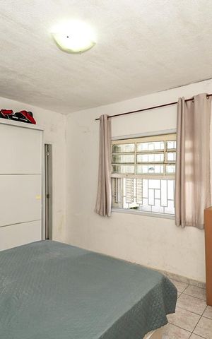 Casa à venda com 250m², 3 quartos e 2 vagasSuíte 2