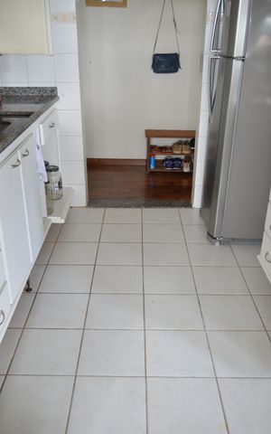 Apartamento para alugar com 92m², 2 quartos e 2 vagasCozinha