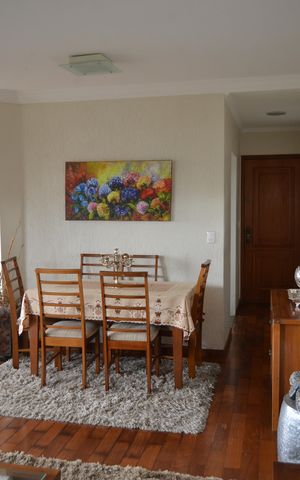 Apartamento para alugar com 92m², 2 quartos e 2 vagasSala