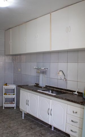 Casa para alugar com 395m², 3 quartos e 4 vagas Casa para alugar com 395m², 3 quartos e 4 vagasCozinha 2