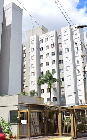 Apartamento para alugar com 50m², 2 quartos e 1 vagaFachada e portaria