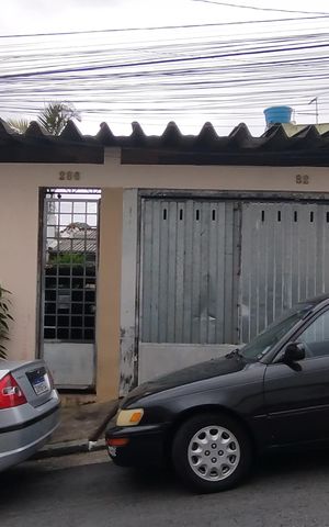 Casa para alugar com 110m², 2 quartos e 3 vagas