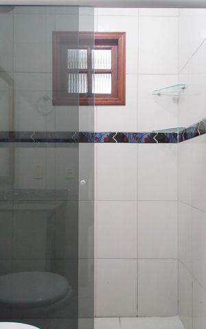 Casa à venda com 80m², 2 quartos e 1 vagaBanheiro 2