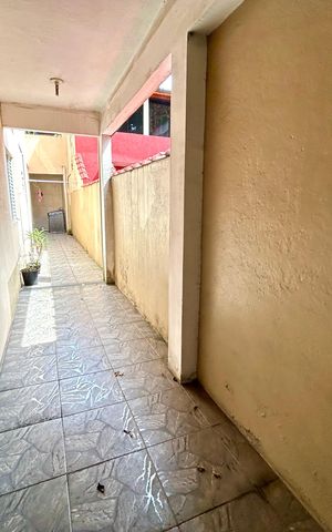 Casa à venda com 260m², 3 quartos e 2 vagas Casa à venda com 260m², 3 quartos e 2 vagasQuintal