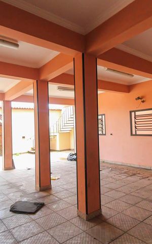 Casa à venda com 200m², 3 quartos e 6 vagas