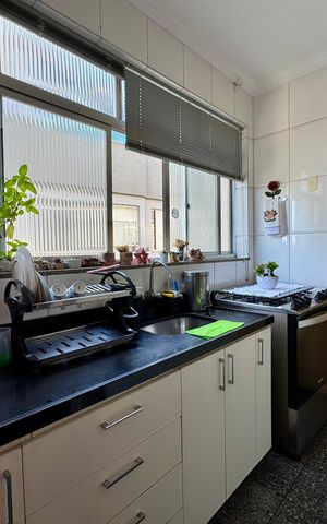 Apartamento à venda com 195m², 4 quartos e 2 vagas