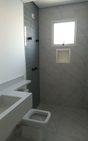 Casa de condomínio para alugar com 200m², 3 quartos e 2 vagas
