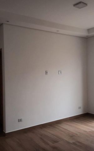 Casa de condomínio para alugar com 200m², 3 quartos e 2 vagas