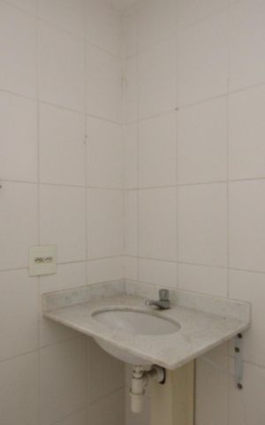 Apartamento à venda com 65m², 3 quartos e 1 vaga Apartamento à venda com 65m², 3 quartos e 1 vagaBanheiro da Suíte