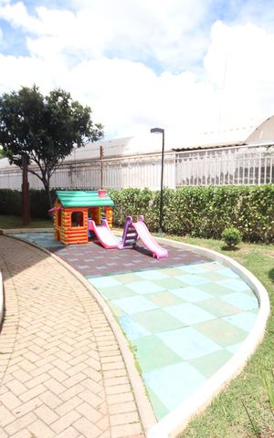 Apartamento à venda com 65m², 3 quartos e 1 vaga Apartamento à venda com 65m², 3 quartos e 1 vagaÁrea comum - Playground