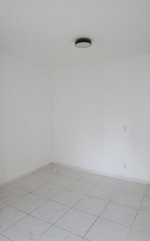 Apartamento à venda com 65m², 3 quartos e 1 vaga Apartamento à venda com 65m², 3 quartos e 1 vagaSala