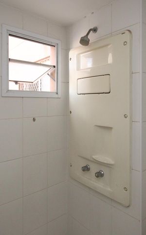 Apartamento à venda com 65m², 3 quartos e 1 vaga Apartamento à venda com 65m², 3 quartos e 1 vagaBanheiro da Suíte