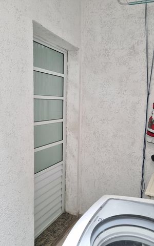 Casa de condomínio à venda com 57m², 2 quartos e 1 vaga Casa de condomínio à venda com 57m², 2 quartos e 1 vagaÁrea de serviço