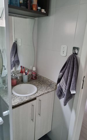Casa de condomínio à venda com 57m², 2 quartos e 1 vaga Casa de condomínio à venda com 57m², 2 quartos e 1 vagaBanheiro