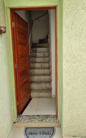 Casa de condomínio à venda com 57m², 2 quartos e 1 vaga Casa de condomínio à venda com 57m², 2 quartos e 1 vagaÁrea externa