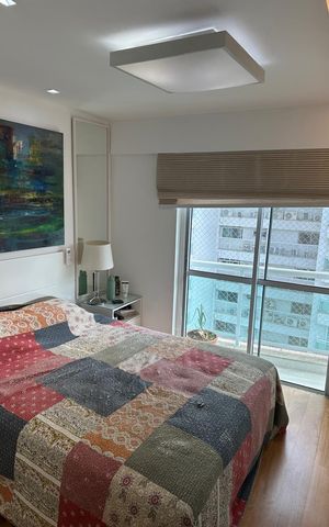 Apartamento à venda com 160m², 4 quartos e 3 vagas