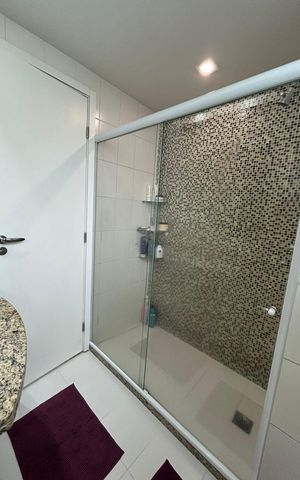Apartamento à venda com 160m², 4 quartos e 3 vagas