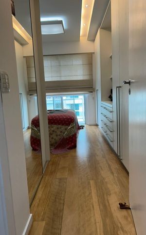 Apartamento à venda com 160m², 4 quartos e 3 vagas