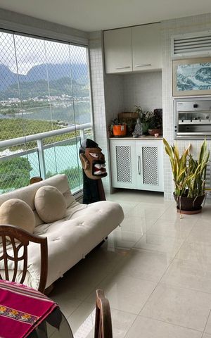 Apartamento à venda com 160m², 4 quartos e 3 vagas