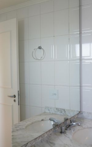 Apartamento à venda com 105m², 3 quartos e 2 vagasBanheiro da Suíte
