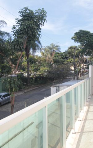 Apartamento à venda com 160m², 3 quartos e 2 vagasÁrea Privativa