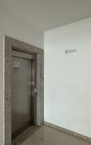 Apartamento à venda com 160m², 3 quartos e 2 vagas Apartamento à venda com 160m², 3 quartos e 2 vagasElevador