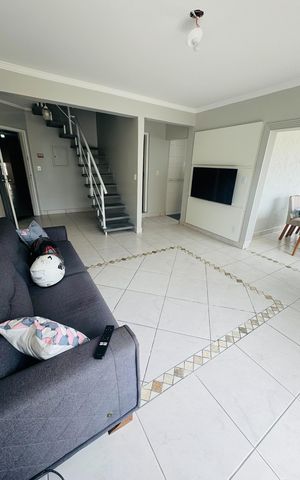 Apartamento para alugar com 115m², 2 quartos e 1 vaga Apartamento para alugar com 115m², 2 quartos e 1 vagaSala