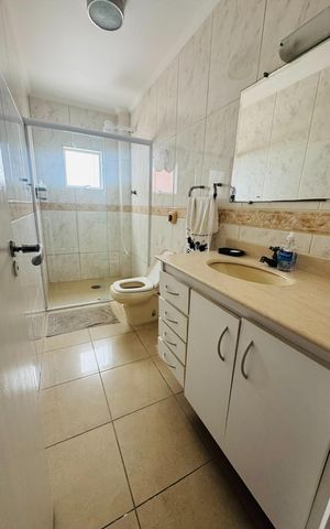 Apartamento para alugar com 115m², 2 quartos e 1 vaga Apartamento para alugar com 115m², 2 quartos e 1 vagaBanheiro