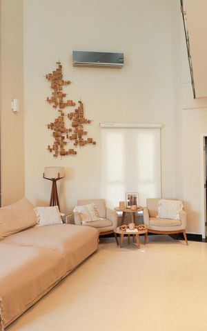Apartamento à venda com 327m², 4 quartos e 4 vagas Apartamento à venda com 327m², 4 quartos e 4 vagasSala