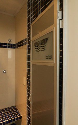 Apartamento à venda com 327m², 4 quartos e 4 vagas Apartamento à venda com 327m², 4 quartos e 4 vagasBanheiro da Suíte 4/Sauna