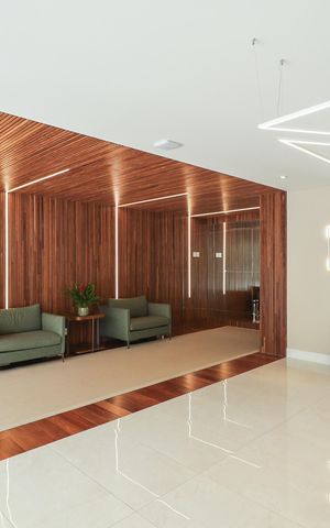 Apartamento à venda com 335m², 4 quartos e 6 vagas Apartamento à venda com 335m², 4 quartos e 6 vagasHall