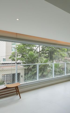Apartamento à venda com 335m², 4 quartos e 6 vagas Apartamento à venda com 335m², 4 quartos e 6 vagasSala