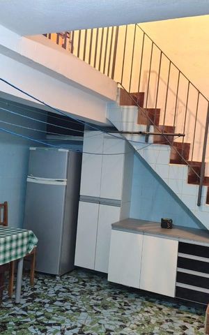 Casa à venda com 135m², 2 quartos e 2 vagas