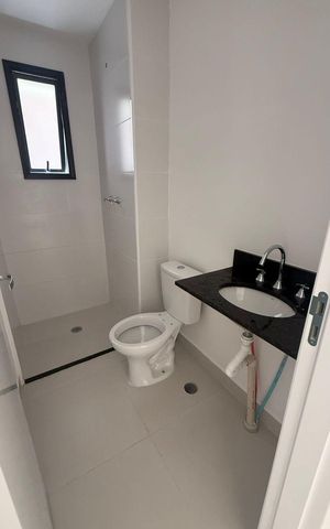 Apartamento à venda com 71m², 2 quartos e 1 vaga Apartamento à venda com 71m², 2 quartos e 1 vagaBanheiro