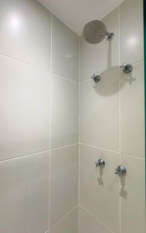 Studio para alugar com 19m², 1 quarto e sem vaga Studio para alugar com 19m², 1 quarto e sem vagaBanheiro