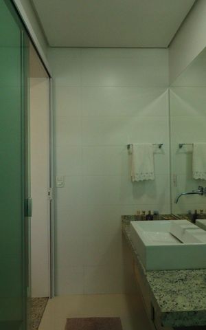 Casa à venda com 184m², 3 quartos e 4 vagasBanheiro da Suíte 3