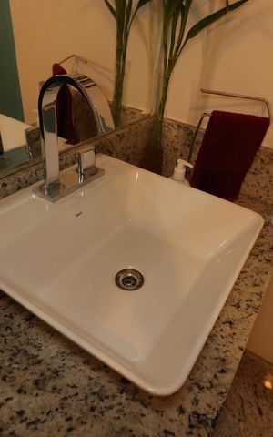 Casa à venda com 184m², 3 quartos e 4 vagasLavabo - Pia