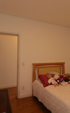 Casa à venda com 184m², 3 quartos e 4 vagasSuíte 2