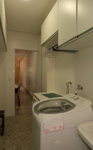 Casa à venda com 184m², 3 quartos e 4 vagasÁrea de Serviço