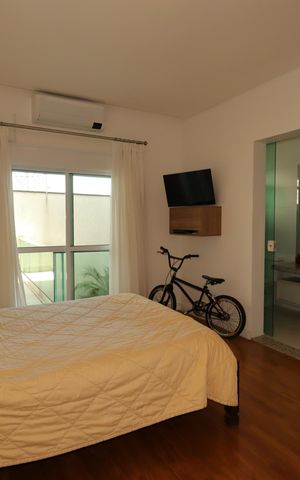 Casa à venda com 184m², 3 quartos e 4 vagasSuíte 1