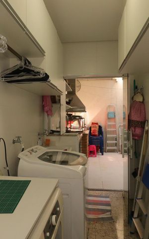 Casa à venda com 184m², 3 quartos e 4 vagasÁrea de Serviço