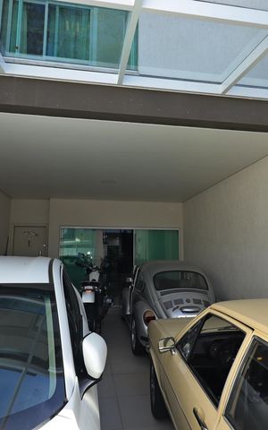 Casa à venda com 184m², 3 quartos e 4 vagasGaragem