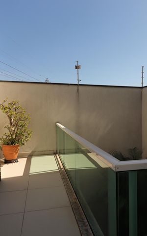 Casa à venda com 184m², 3 quartos e 4 vagasVaranda da Suíte 1