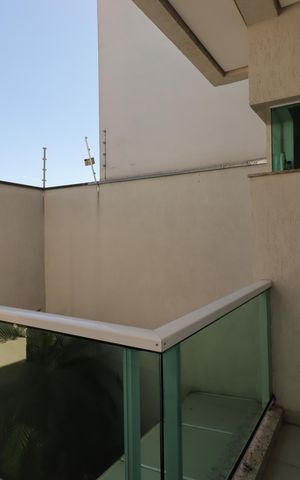 Casa à venda com 184m², 3 quartos e 4 vagasVaranda da Suíte 1